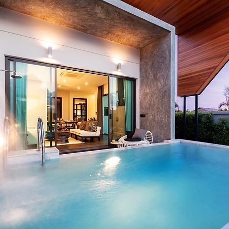 The 8 Pool Villa Chalong Quarto foto